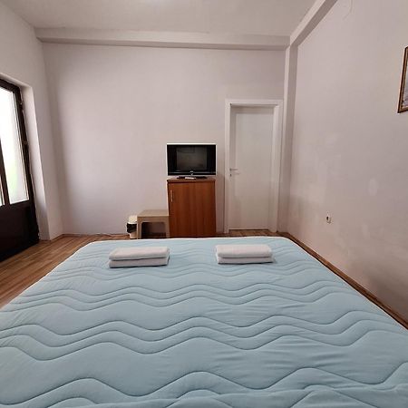Studio Apartments Oleg Ohrid Exterior photo